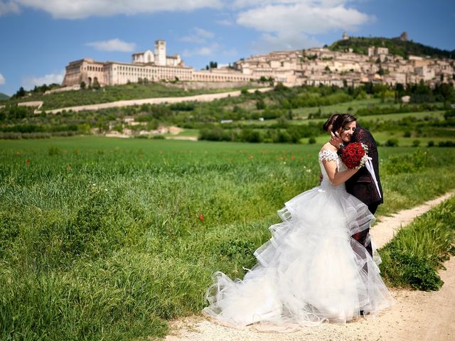 Il matrimonio di David e Loredana a Assisi, Perugia 20