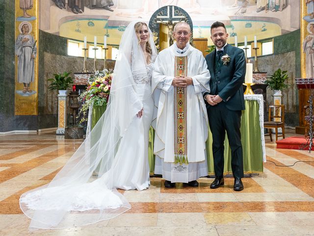 Il matrimonio di Luca e Victoria a Monza, Monza e Brianza 111