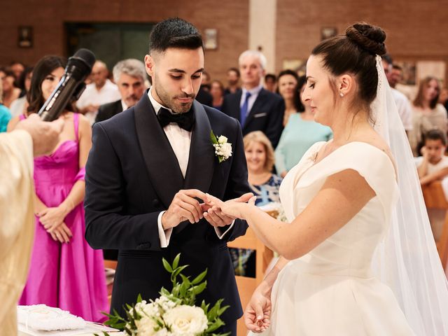Il matrimonio di Gloria e Alessandro a Fano, Pesaro - Urbino 19