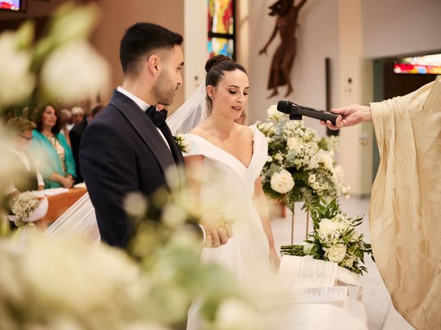Il matrimonio di Gloria e Alessandro a Fano, Pesaro - Urbino 26