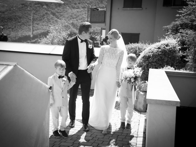 Il matrimonio di Kristian e Tone a Riva di Solto, Bergamo 38