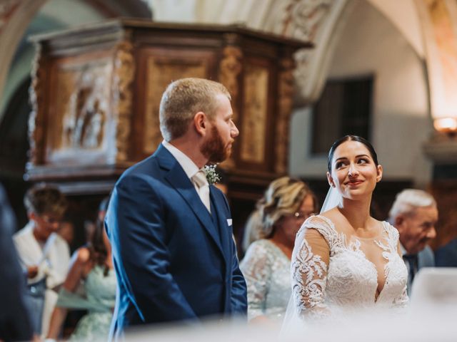 Il matrimonio di Davide e Michela a Oleggio Castello, Novara 30