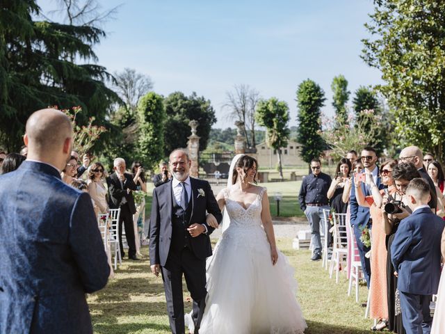 Il matrimonio di Luigi e Ilaria a Chignolo Po, Pavia 19