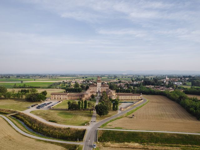 Il matrimonio di Luigi e Ilaria a Chignolo Po, Pavia 32