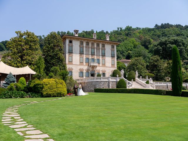 Il matrimonio di Luca e Elisa a Villongo, Bergamo 126