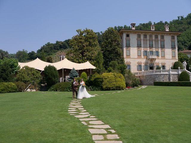 Il matrimonio di Luca e Elisa a Villongo, Bergamo 127