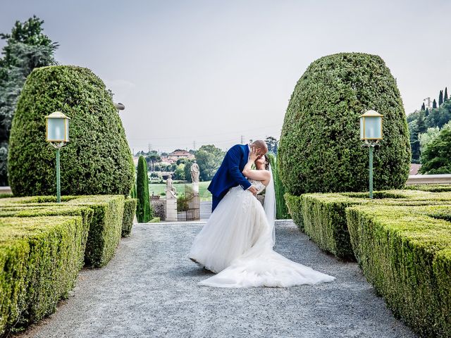 Il matrimonio di Luca e Elisa a Villongo, Bergamo 359