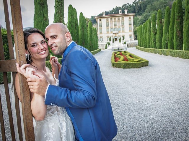 Il matrimonio di Luca e Elisa a Villongo, Bergamo 410