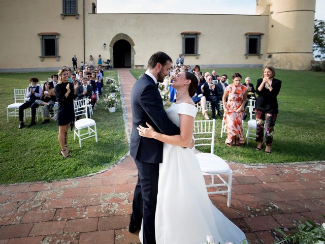Il matrimonio di Tommaso e Giulia a Prato, Prato 32