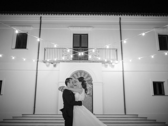 Il matrimonio di Luca e Vanessa a Crotone, Crotone 29