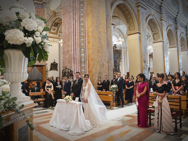 Il matrimonio di Giuseppe e Gessica a Comiso, Ragusa 15