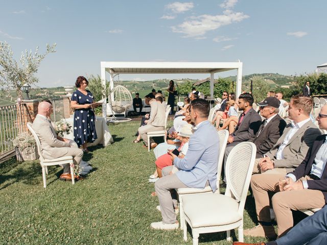 Il matrimonio di Florian e Jennifer a Alba, Cuneo 32