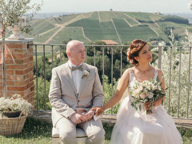 Il matrimonio di Florian e Jennifer a Alba, Cuneo 33