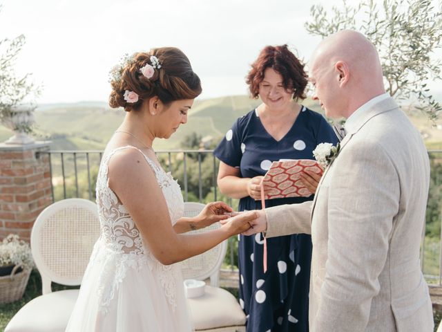 Il matrimonio di Florian e Jennifer a Alba, Cuneo 44