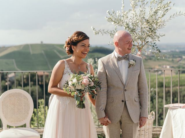 Il matrimonio di Florian e Jennifer a Alba, Cuneo 47