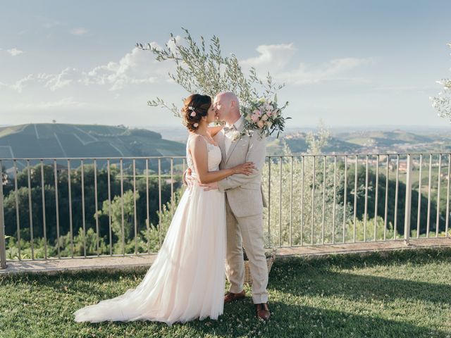 Il matrimonio di Florian e Jennifer a Alba, Cuneo 81