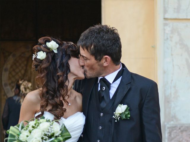 Il matrimonio di Dario e Lizzie a Comacchio, Ferrara 32