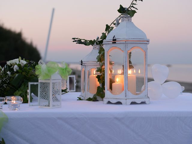 Il matrimonio di Dario e Lizzie a Comacchio, Ferrara 50