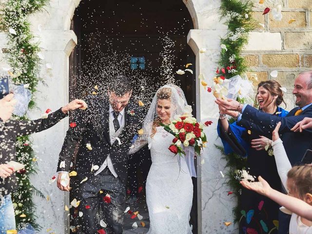 Il matrimonio di Francesco e Carolina a Fosdinovo, Massa Carrara 25