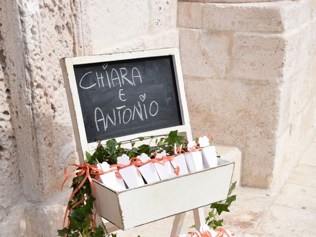 Il matrimonio di Antonio e Chiara a Locorotondo, Bari 17