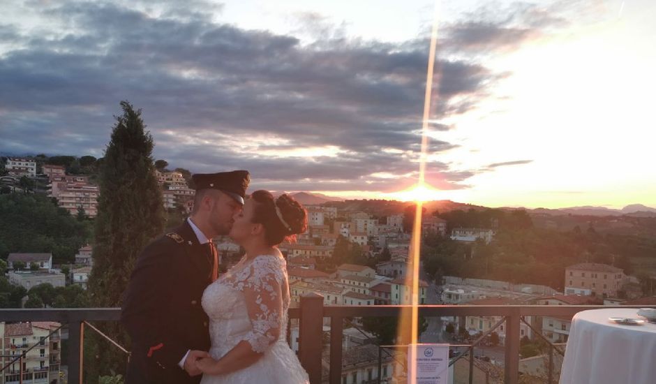 Il matrimonio di Donatella e Simone a Loreto Aprutino, Pescara