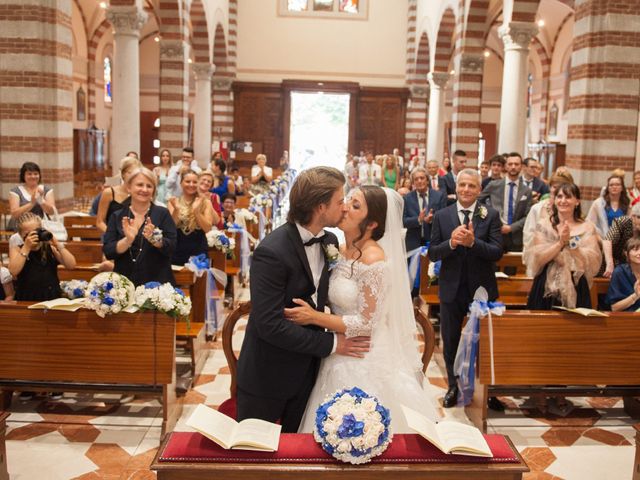 Il matrimonio di Erman e Ilaria a Agrate Brianza, Monza e Brianza 27