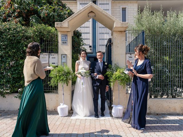 Il matrimonio di Floriana e Simone a Foggia, Foggia 35