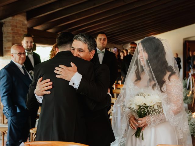 Il matrimonio di Yosef e Michela a Corte Franca, Brescia 27