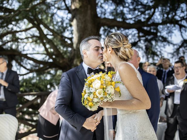 Il matrimonio di Massimiliano e Sarah a Calolziocorte, Lecco 18