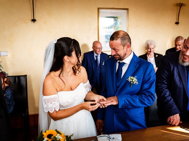 Il matrimonio di Michele e Emanuela a Arese, Milano 34