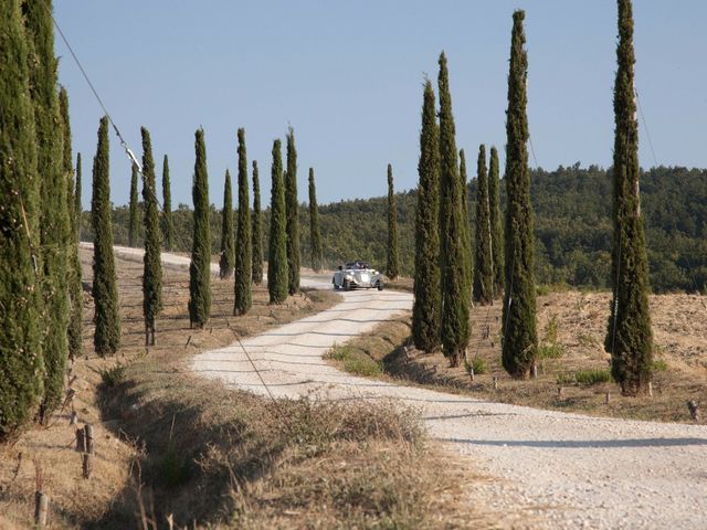 Il matrimonio di Alberto e Serena a Chiusdino, Siena 10