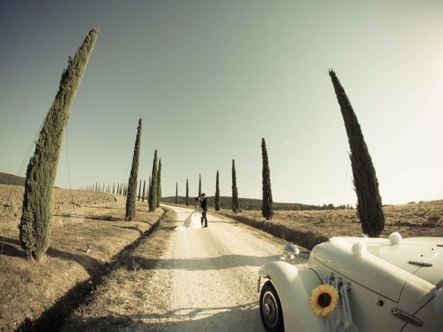 Il matrimonio di Alberto e Serena a Chiusdino, Siena 11