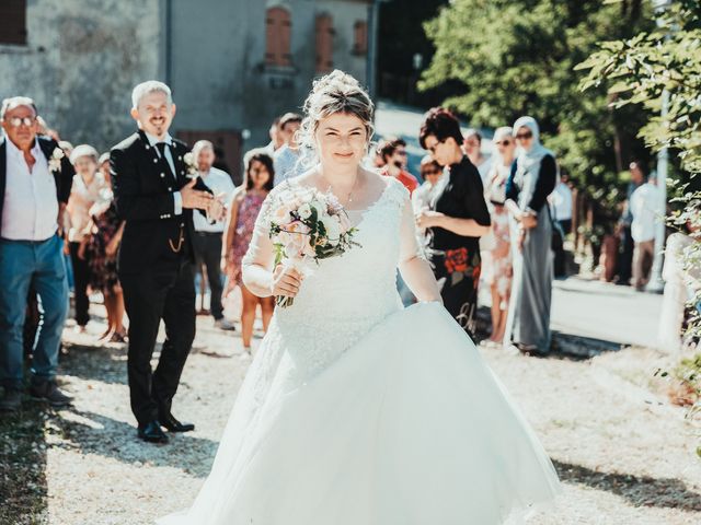 Il matrimonio di Massimiliano e Debora a Borghi, Forlì-Cesena 30