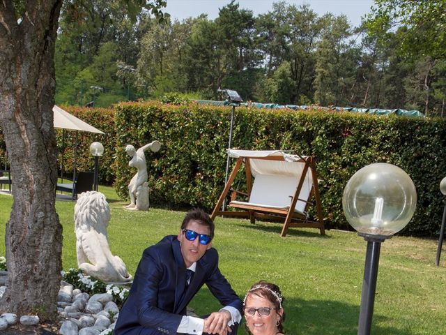 Il matrimonio di Davide e Antonella a Gerenzano, Varese 28