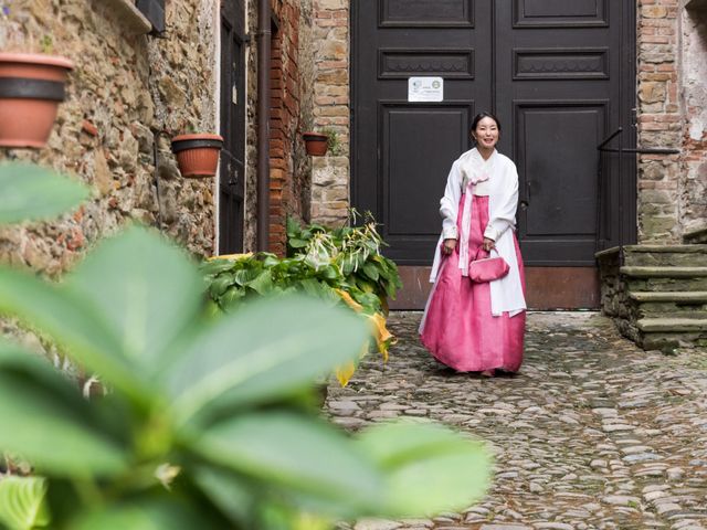 Il matrimonio di Nayoung e Luigi a Tagliolo Monferrato, Alessandria 5