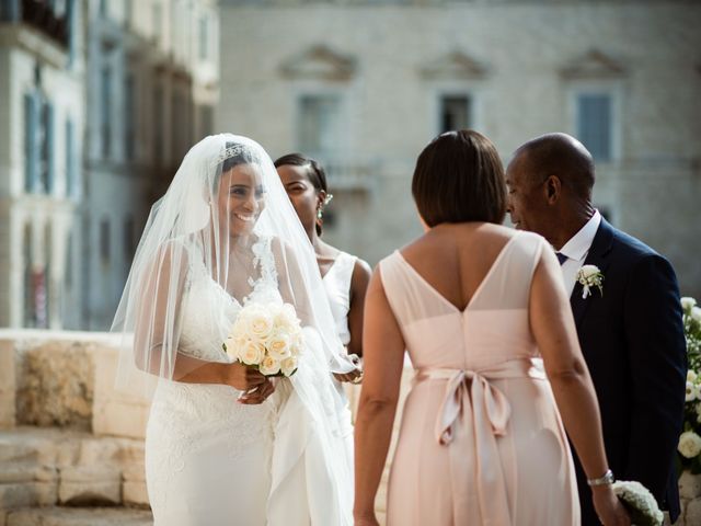 Il matrimonio di Luigi e Tulani a Trani, Bari 24