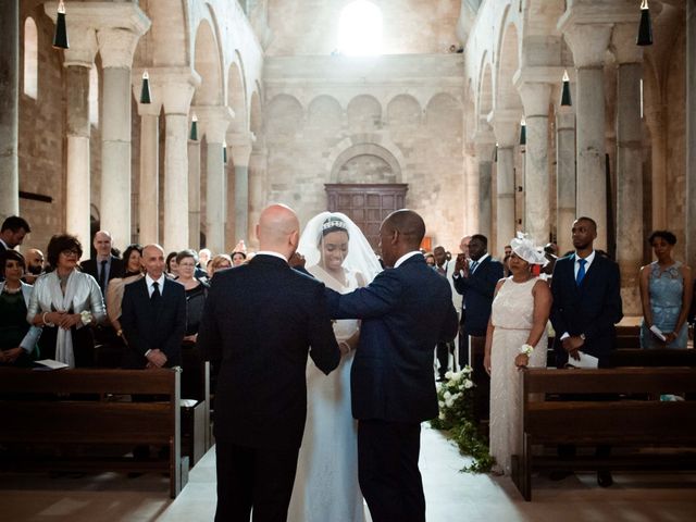 Il matrimonio di Luigi e Tulani a Trani, Bari 33