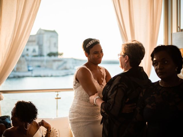 Il matrimonio di Luigi e Tulani a Trani, Bari 54