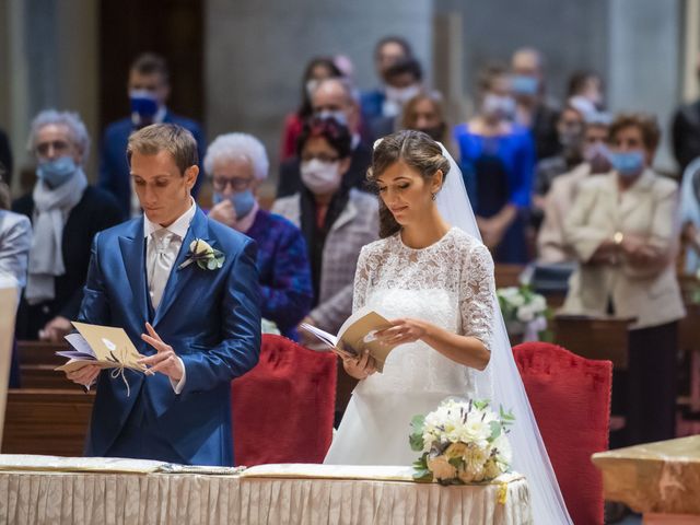 Il matrimonio di Simone e Francesca a Oliveto Lario, Lecco 18