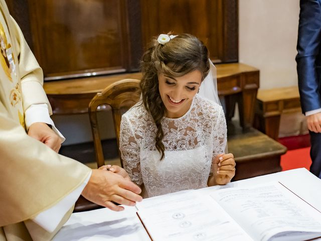 Il matrimonio di Simone e Francesca a Oliveto Lario, Lecco 31