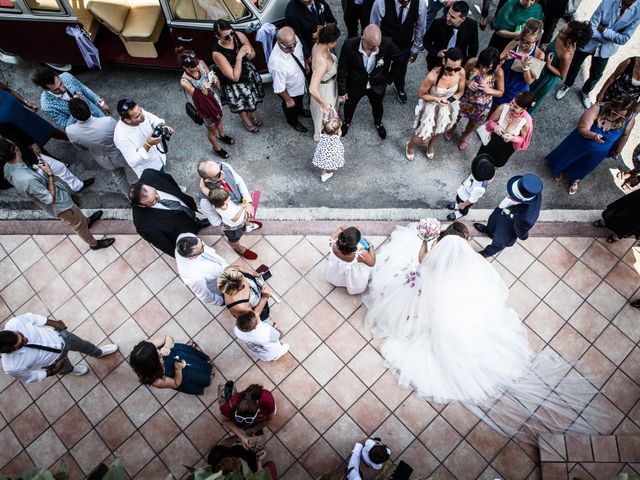 Il matrimonio di Matteo e Laura a Porto San Giorgio, Fermo 8