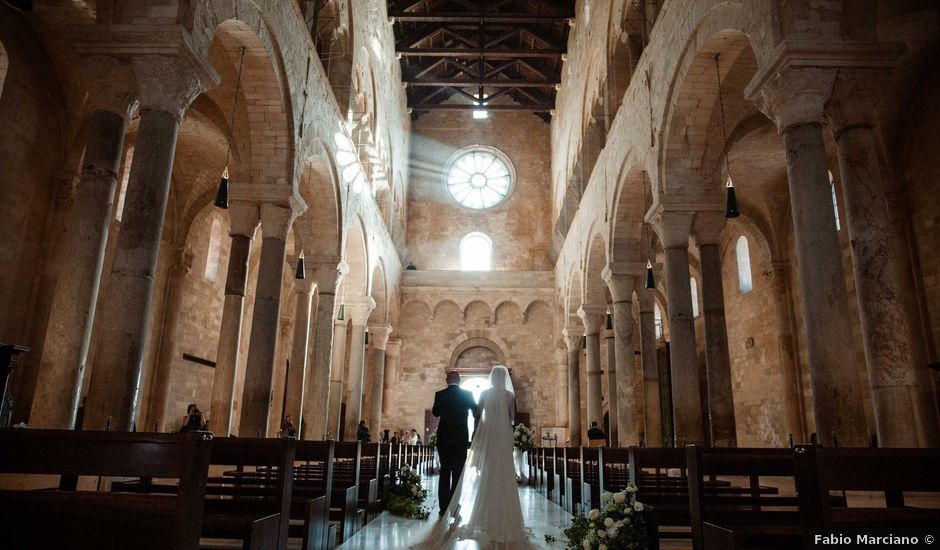 Il matrimonio di Luigi e Tulani a Trani, Bari