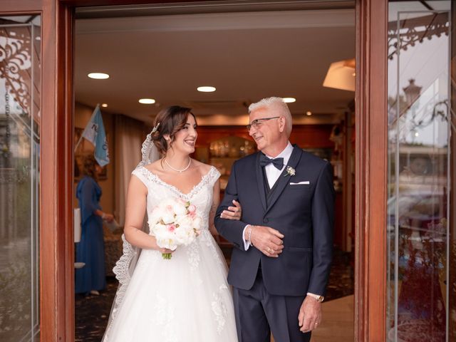 Il matrimonio di Pasquale e Teresa a Pozzuoli, Napoli 19