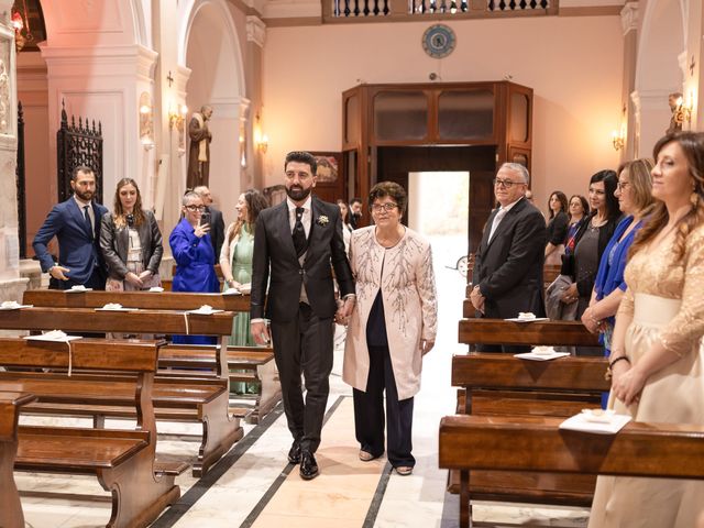 Il matrimonio di Pasquale e Teresa a Pozzuoli, Napoli 21