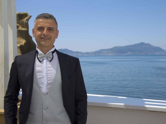 Il matrimonio di Pietro e Romina a Monte di Procida, Napoli 28