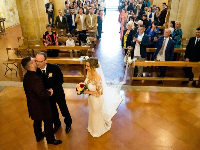 Il matrimonio di Cristian e Sara a Colle di Val d&apos;Elsa, Siena 24