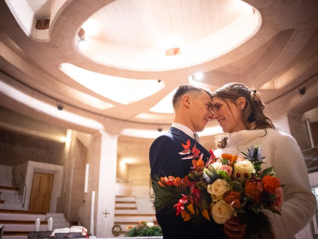 Il matrimonio di Simone e Elena a Longarone, Belluno 25