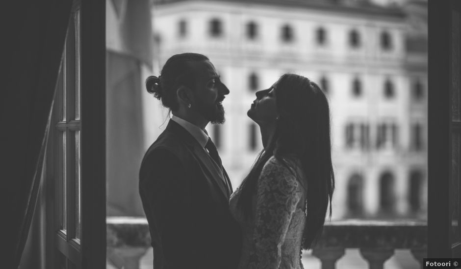 Il matrimonio di Davide e Elena a Sarzana, La Spezia