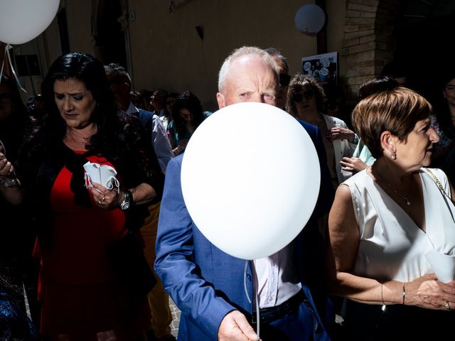 Il matrimonio di Federica e Riccardo a Serra de&apos; Conti, Ancona 11