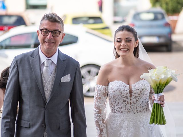 Il matrimonio di Mirko e Luana a Corbetta, Milano 23